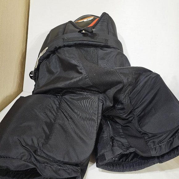 Eagle Hockey Pants Size 46 - Premium Quality for Ultimate Performance on the Ice - Picture 2 of 5